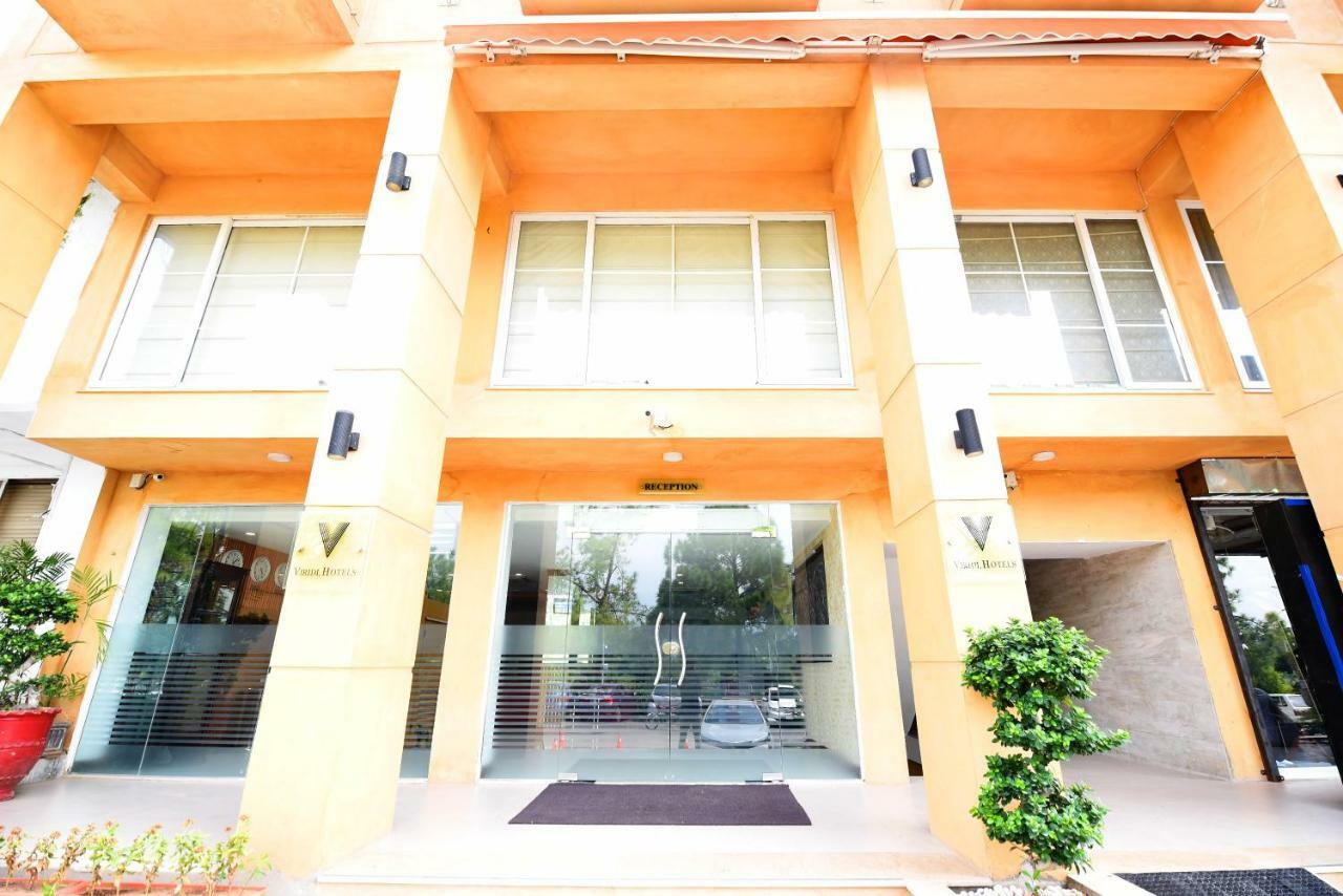 Viridi Hotels Islamabad Exterior photo